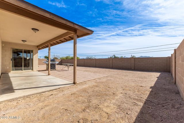 3741 W SUNLAND Avenue, Phoenix, AZ 85041