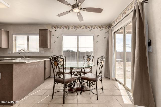 3741 W SUNLAND Avenue, Phoenix, AZ 85041