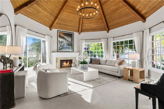 25712 Highplains Terrace, Laguna Hills, CA 92653