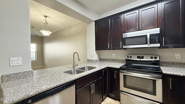 7323 E BELLEVIEW Street 1007, Scottsdale, AZ 85257