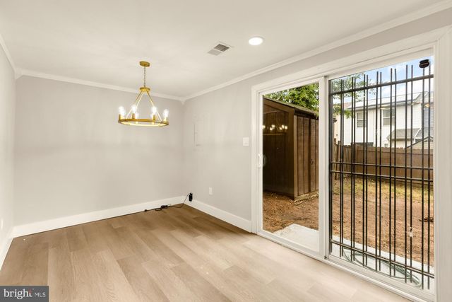 1000 FAIRFORD WAY, Capitol Heights, MD 20743