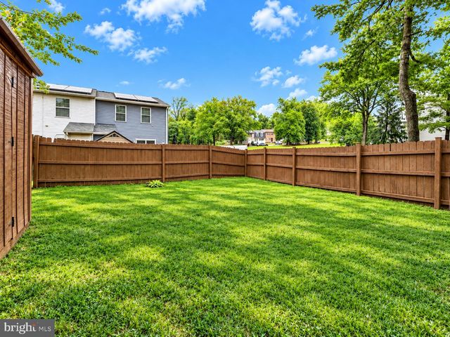 1000 FAIRFORD WAY, Capitol Heights, MD 20743