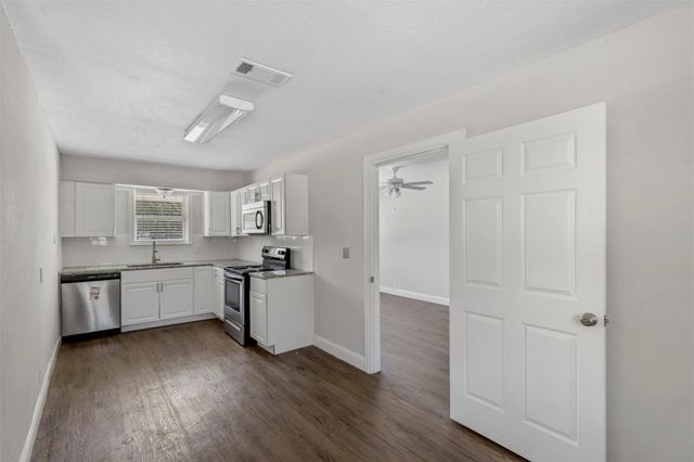 821 Ronald Street, White Settlement, TX 76108