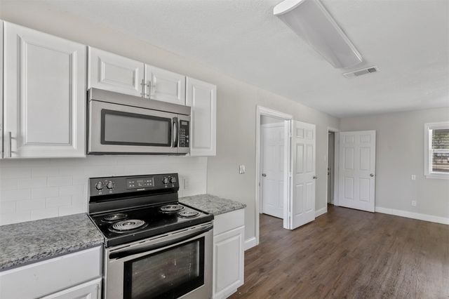 821 Ronald Street, White Settlement, TX 76108