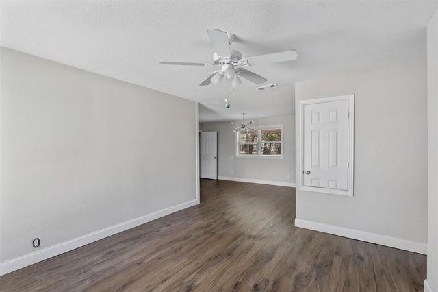 821 Ronald Street, White Settlement, TX 76108