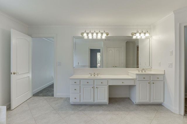 2747 PATHVIEW Drive, Dacula, GA 30019