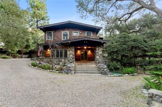 354 N Canon Avenue, Sierra Madre, CA 91024