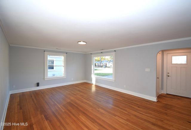 409 E 10th Street, Washington, NC 27889