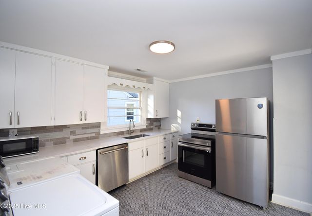 409 E 10th Street, Washington, NC 27889