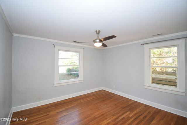 409 E 10th Street, Washington, NC 27889