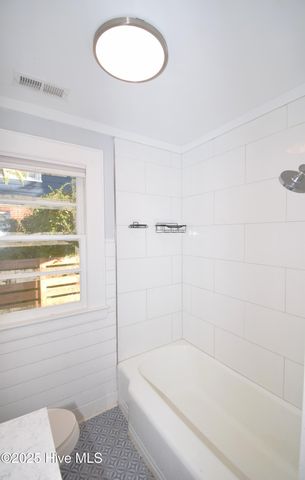 409 E 10th Street, Washington, NC 27889