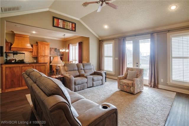 5804 Valley View Drive, Fort Smith, AR 72916