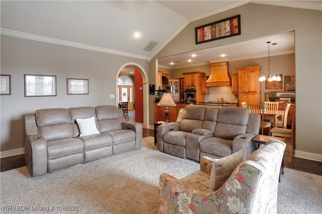 5804 Valley View Drive, Fort Smith, AR 72916