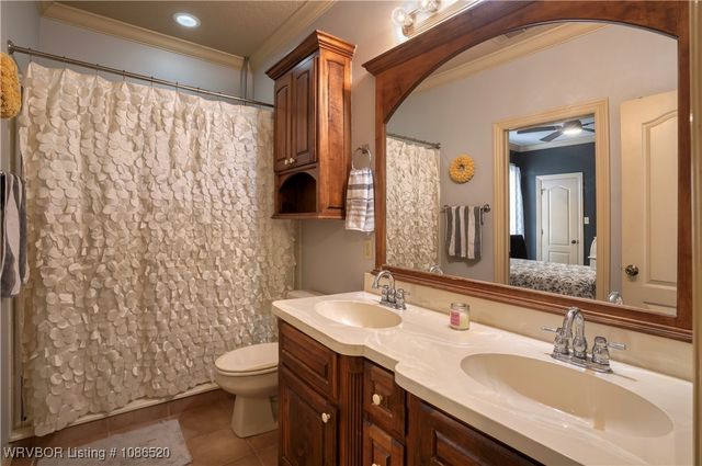 5804 Valley View Drive, Fort Smith, AR 72916