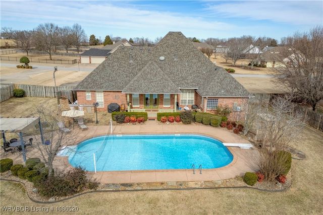 5804 Valley View Drive, Fort Smith, AR 72916