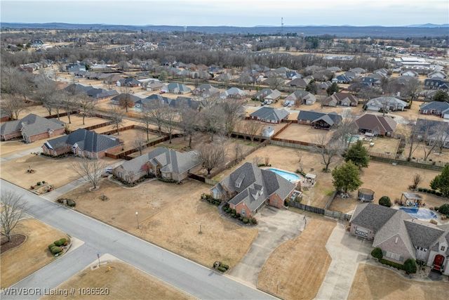 5804 Valley View Drive, Fort Smith, AR 72916