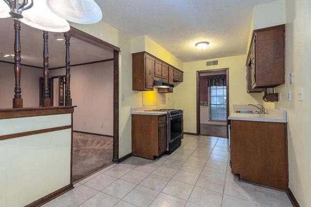 5609 FIELDCREST DR, Bartlett, TN 38134