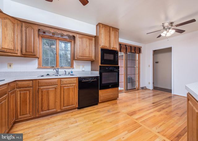 10592 SPOTTED HORSE LN, Columbia, MD 21044
