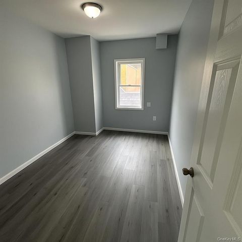 21813 Jamaica Avenue, Queens Village, NY 11428