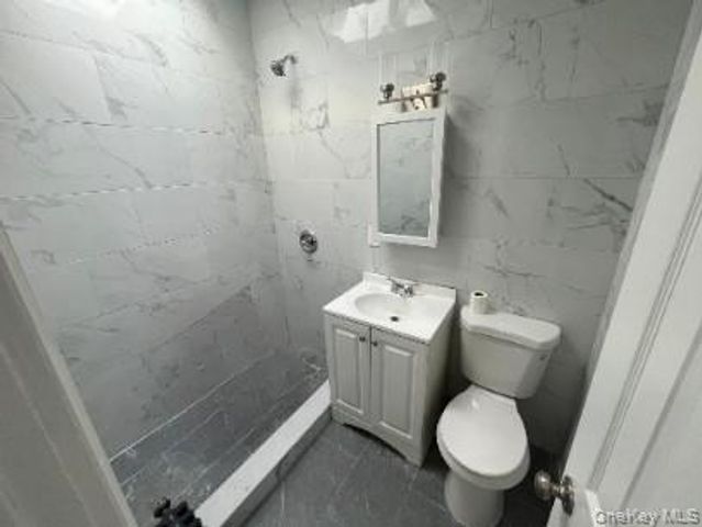 21813 Jamaica Avenue, Queens Village, NY 11428