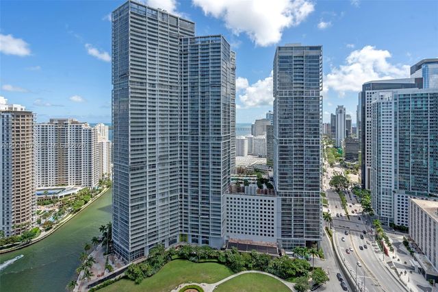 200 Biscayne Boulevard Way 3407, Miami, FL 33131