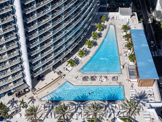 200 Biscayne Boulevard Way 3407, Miami, FL 33131