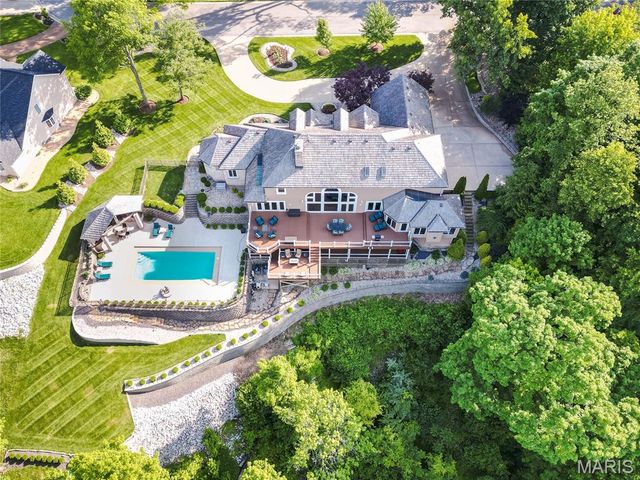 29 Country Club View, Edwardsville, IL 62025