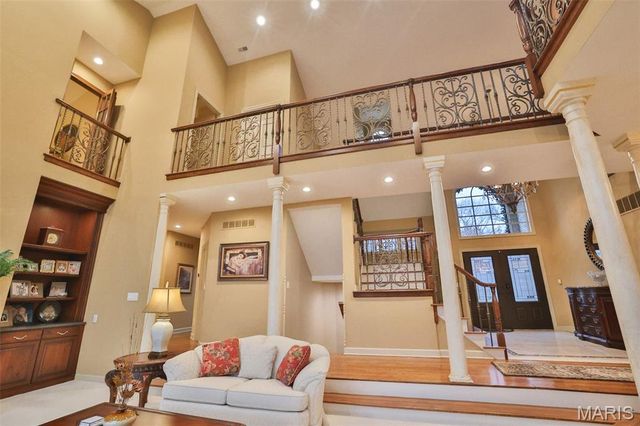 29 Country Club View, Edwardsville, IL 62025