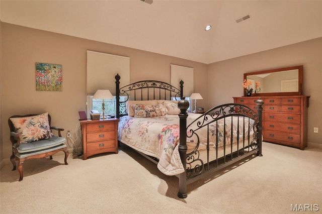 29 Country Club View, Edwardsville, IL 62025