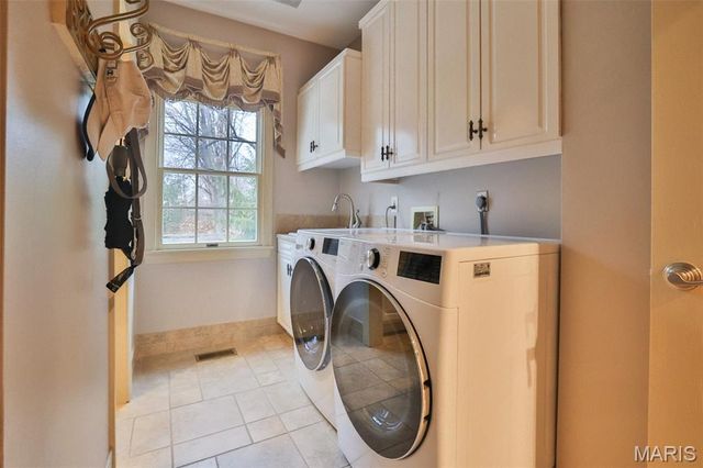 29 Country Club View, Edwardsville, IL 62025