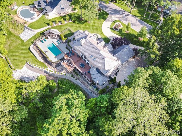 29 Country Club View, Edwardsville, IL 62025