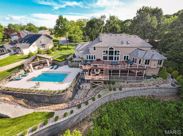 29 Country Club View, Edwardsville, IL 62025