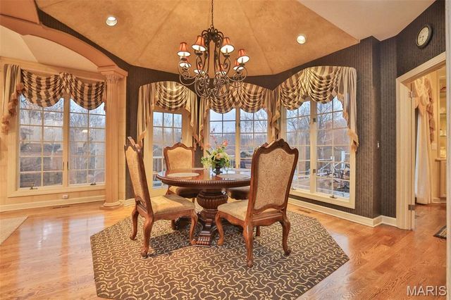 29 Country Club View, Edwardsville, IL 62025