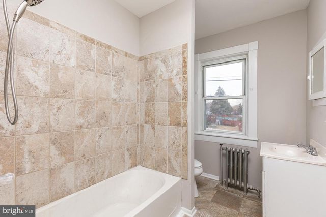 17 2ND AVE, Baltimore, MD 21225