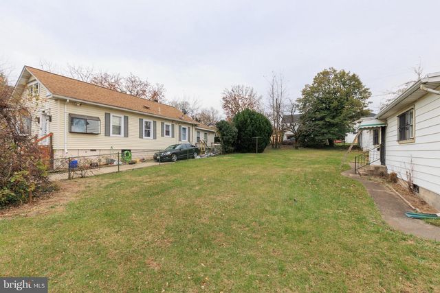 17 2ND AVE, Baltimore, MD 21225