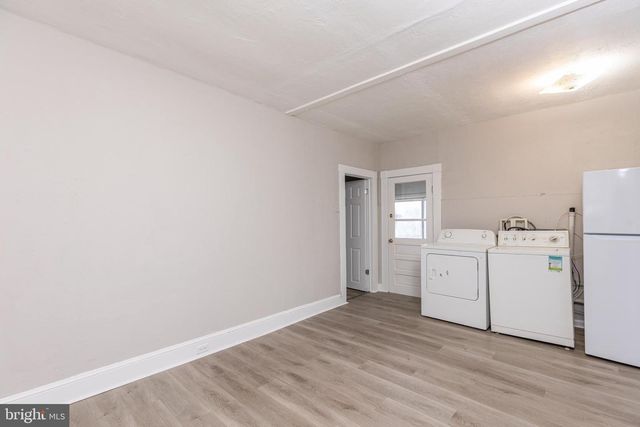 17 2ND AVE, Baltimore, MD 21225