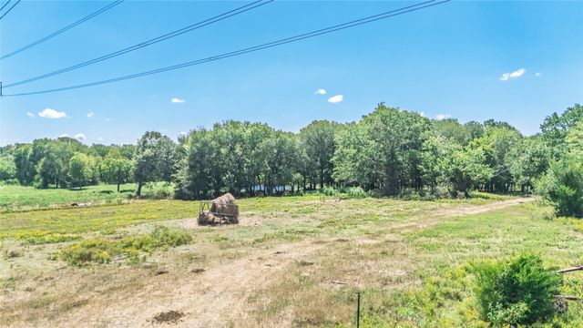 2411 Fm 1564 W, Caddo Mills, TX 75135