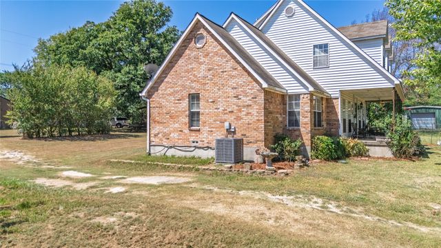 2411 Fm 1564 W, Caddo Mills, TX 75135