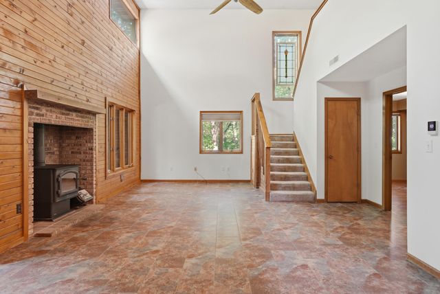 3835 N MEYERSON DR, Columbia, MO 65202