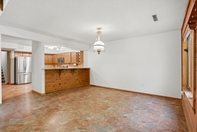 3835 N MEYERSON DR, Columbia, MO 65202