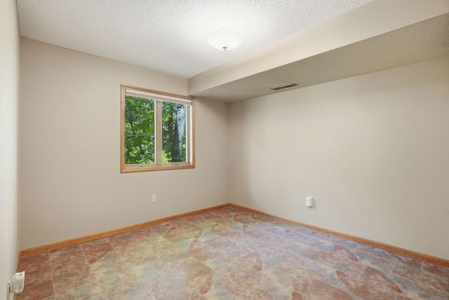 3835 N MEYERSON DR, Columbia, MO 65202