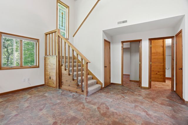 3835 N MEYERSON DR, Columbia, MO 65202
