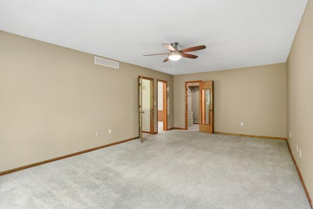 3835 N MEYERSON DR, Columbia, MO 65202