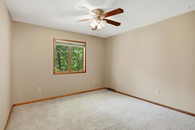 3835 N MEYERSON DR, Columbia, MO 65202