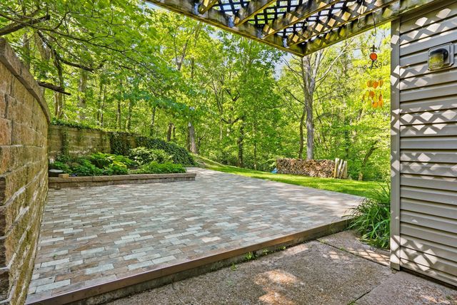 3835 N MEYERSON DR, Columbia, MO 65202