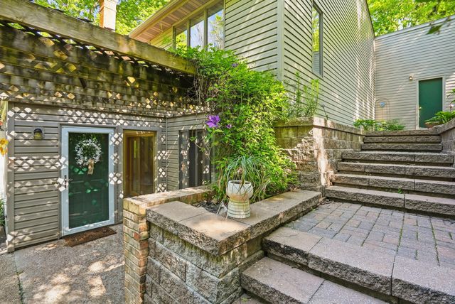 3835 N MEYERSON DR, Columbia, MO 65202