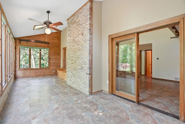 3835 N MEYERSON DR, Columbia, MO 65202