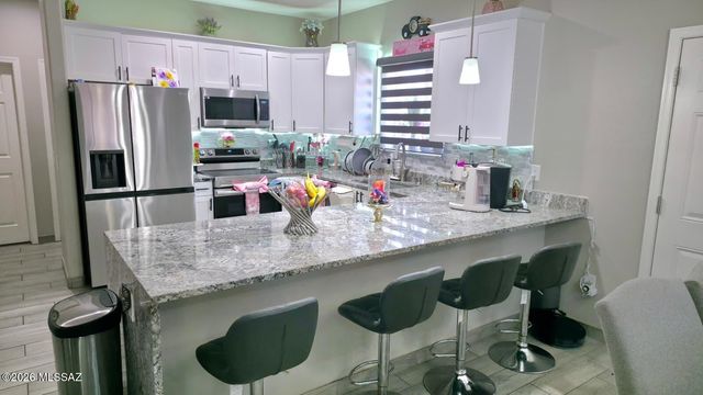 1804 Via Nueva Zelandia, Rio Rico, AZ 85648