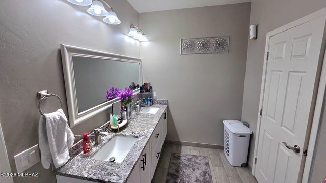 1804 Via Nueva Zelandia, Rio Rico, AZ 85648