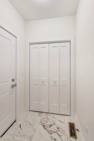 898 N Quentin Road, Palatine, IL 60067